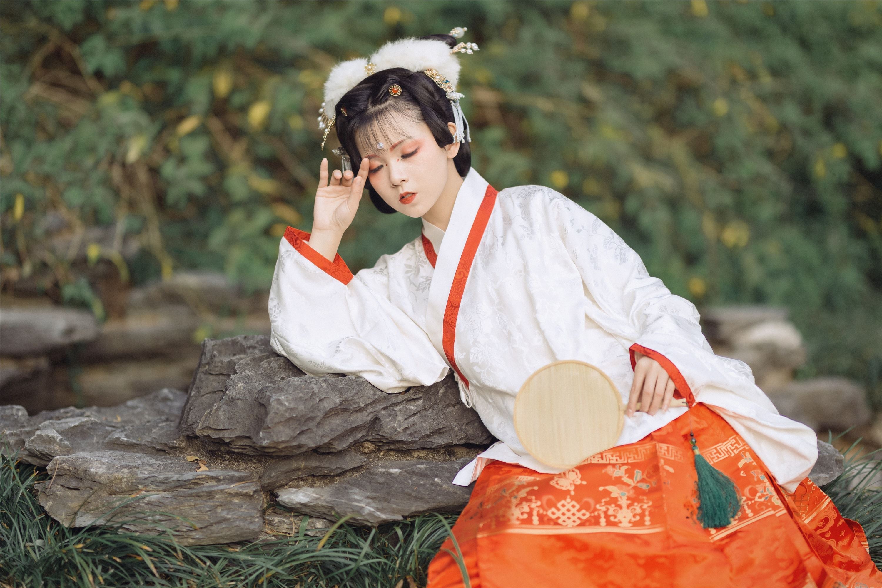 YITUYU艺图语 2021.09.04 茕兔 悠然